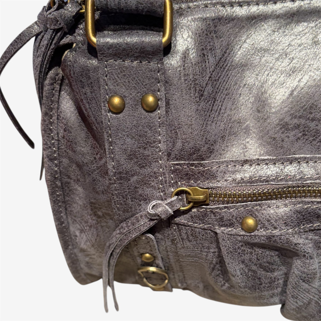 Medium back dark grey