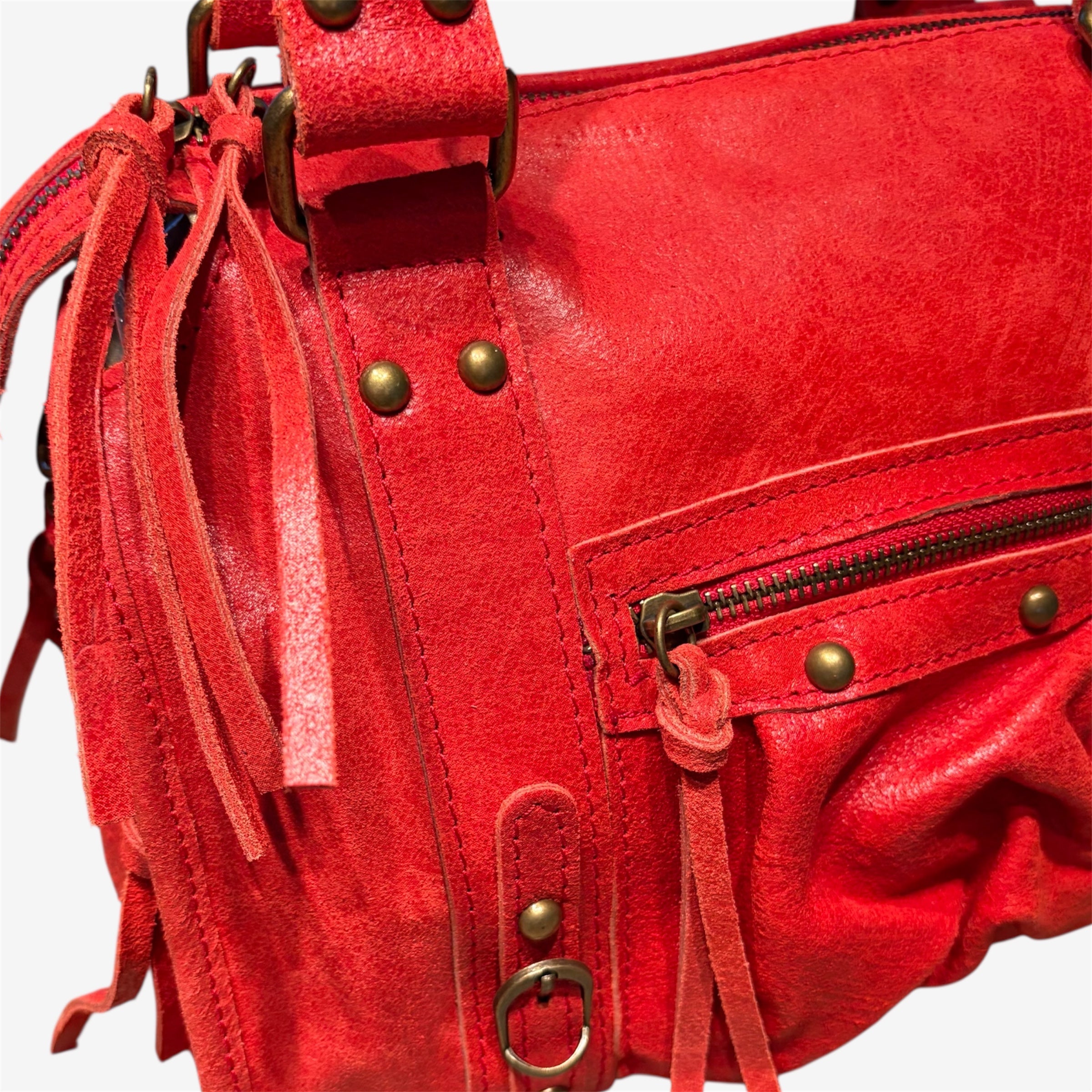 Medium bag red